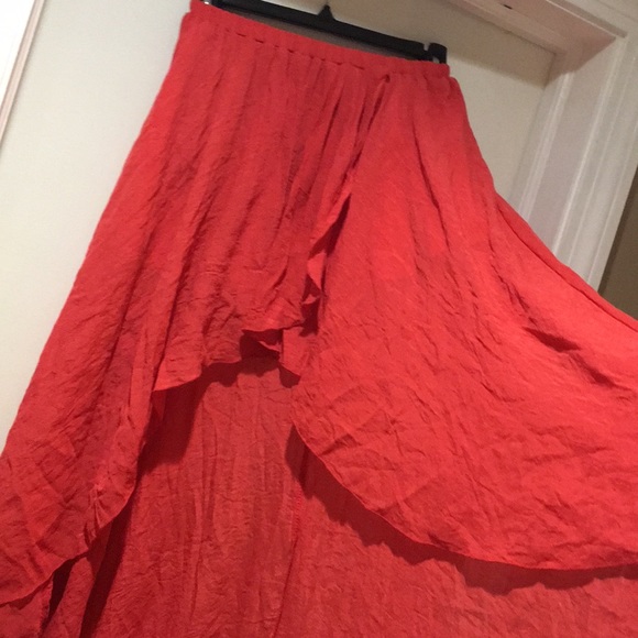 Gorgeous Red coralish high low skirt - Picture 3 of 8
